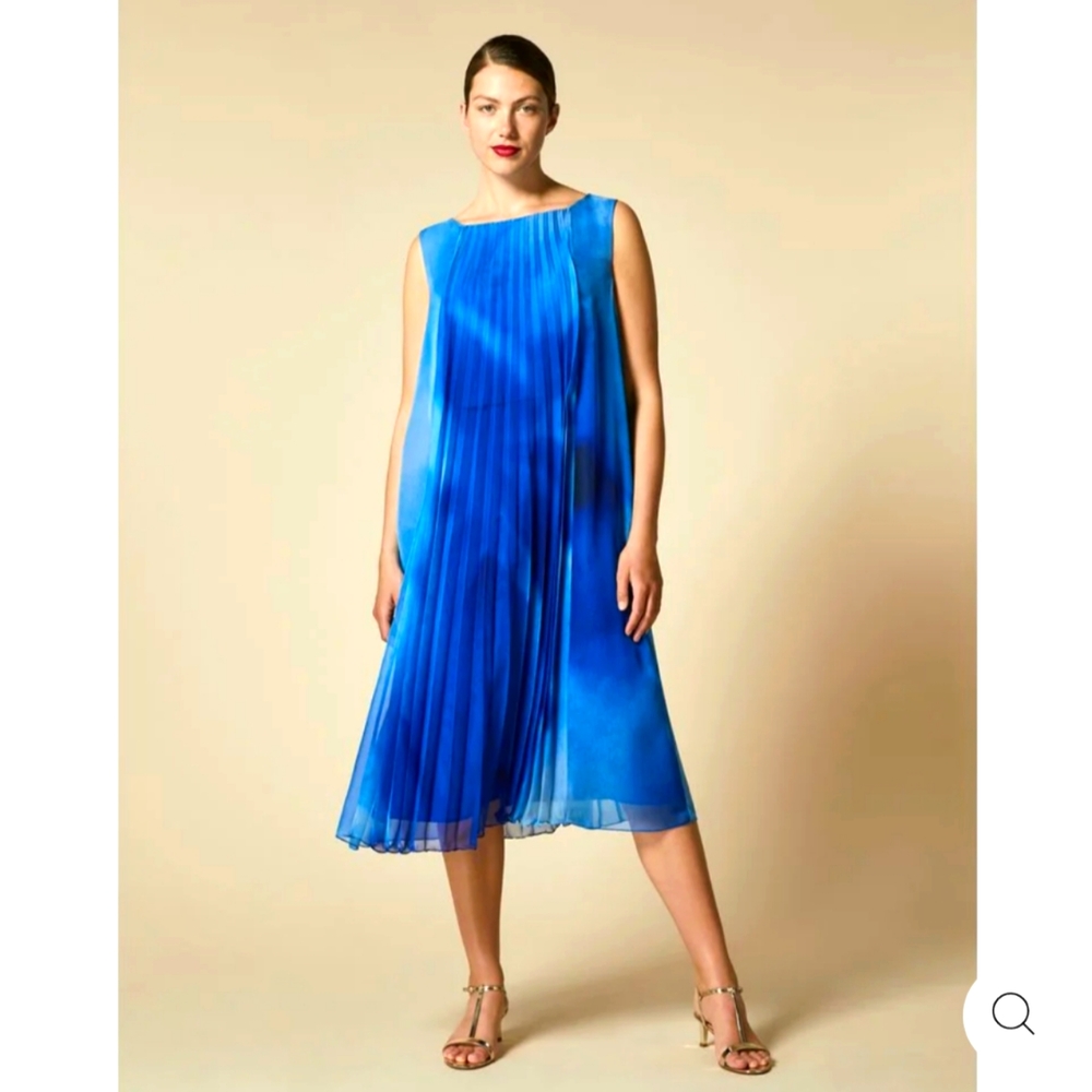 Marina Rinaldi Danubio Sky Blue pleated dress Size 20w, below knee.